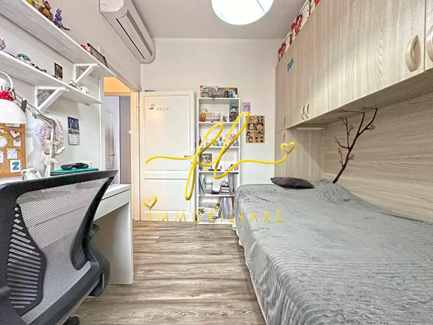 Immagine 22 di Appartamento in vendita  a Cecina