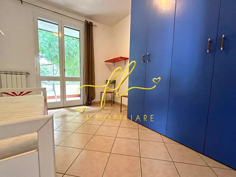 Immagine 10 di Appartamento in vendita  a Cecina