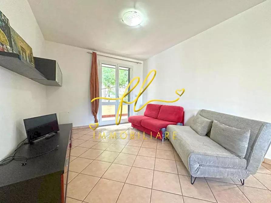 Immagine 2 di Appartamento in vendita  a Cecina