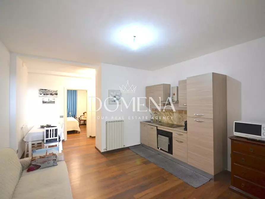 Immagine 10 di Appartamento in vendita  a Siena