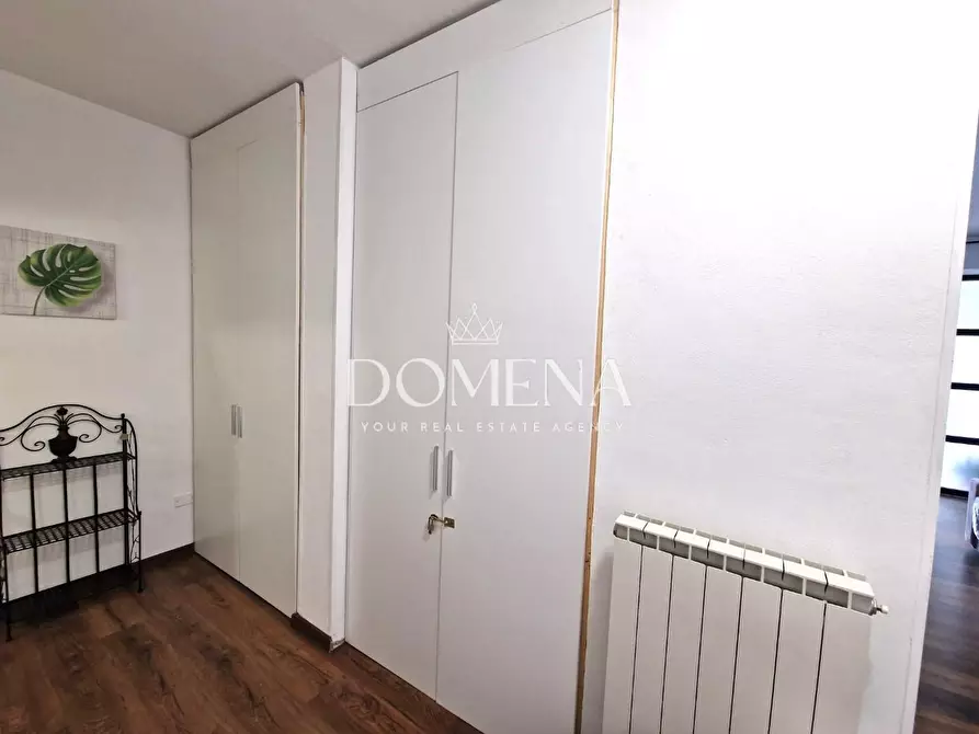 Immagine 16 di Appartamento in vendita  a Siena