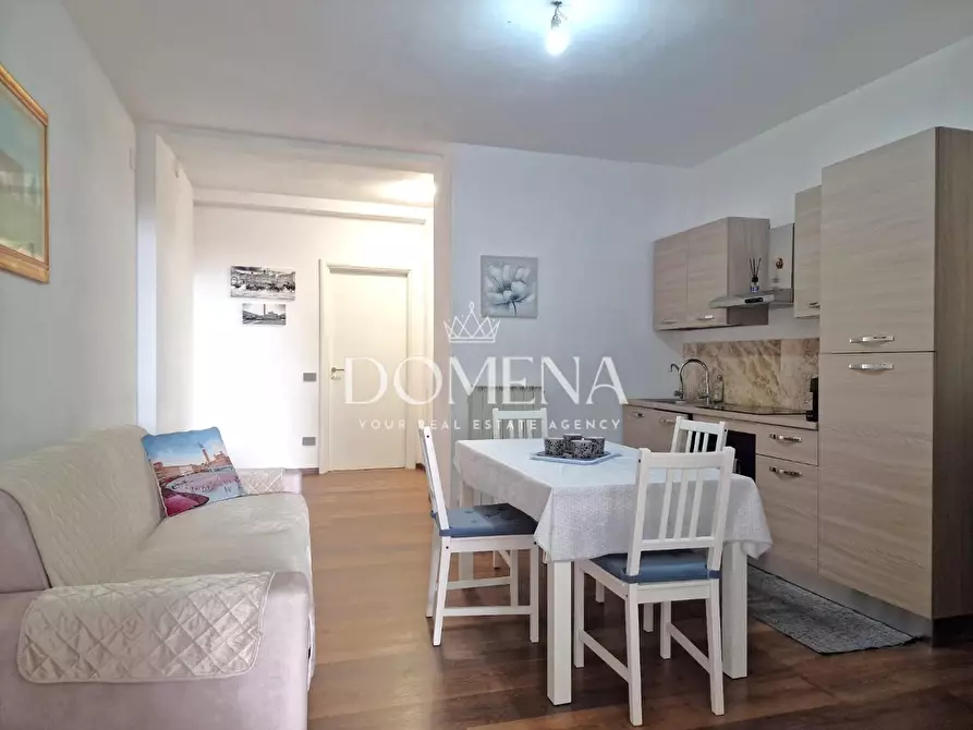 Immagine 4 di Appartamento in vendita  a Siena