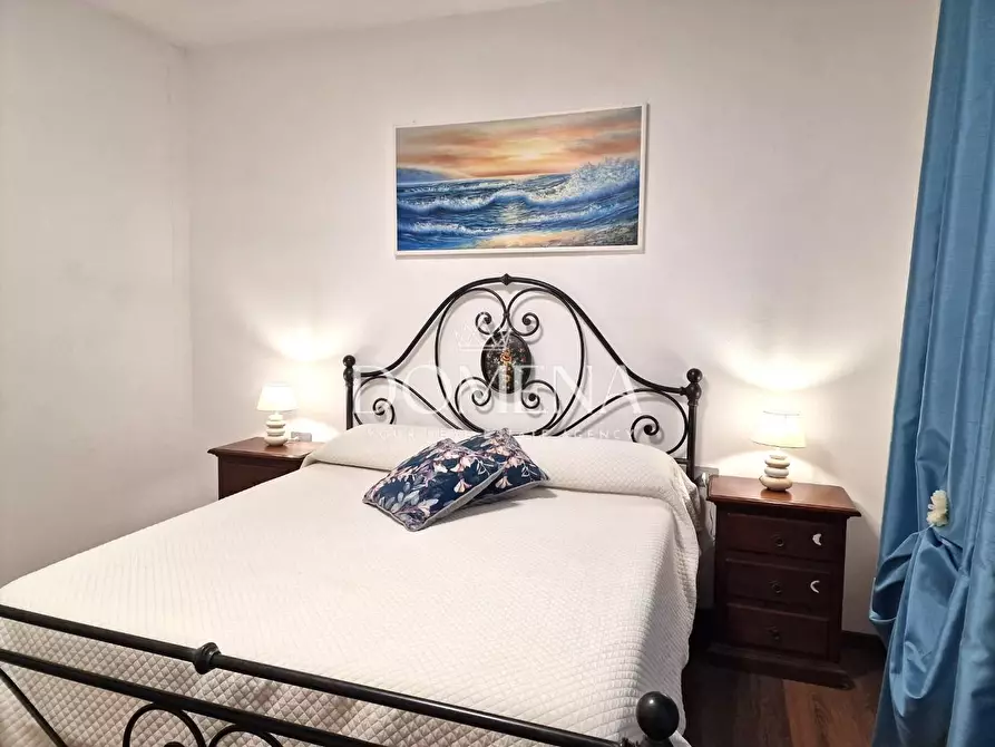 Immagine 22 di Appartamento in vendita  a Siena