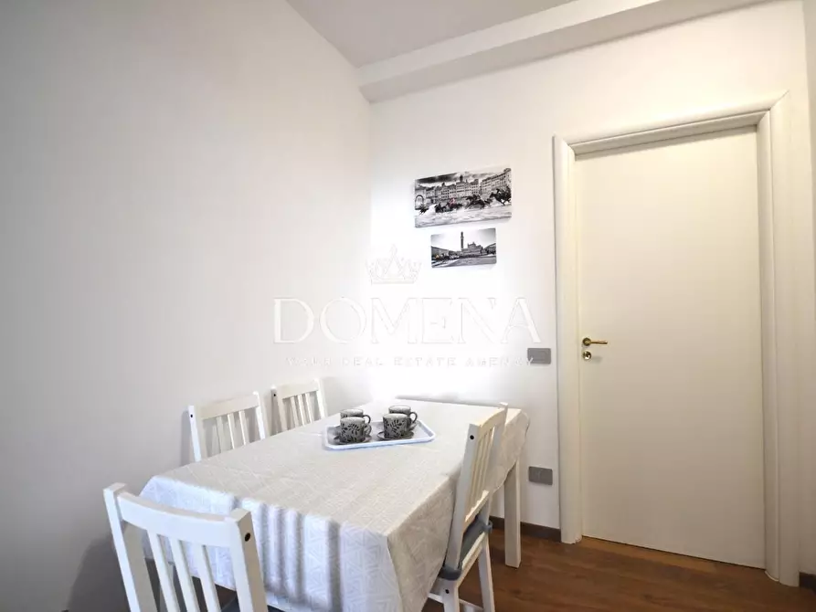 Immagine 9 di Appartamento in vendita  a Siena