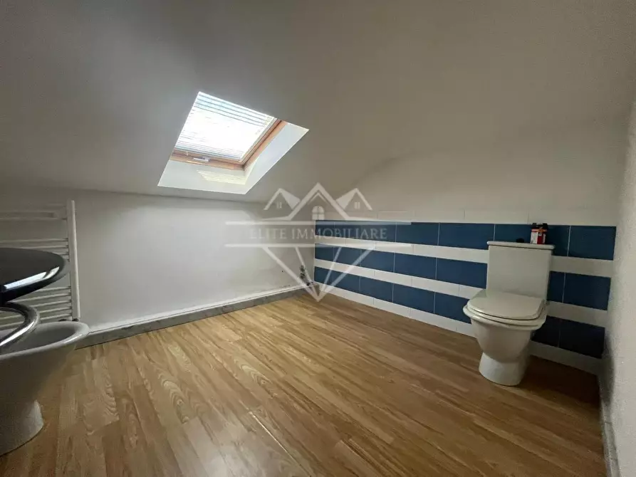 Immagine 8 di Casa semindipendente in vendita  a Carrara