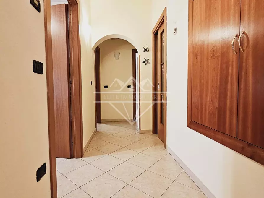 Immagine 34 di Villa in vendita  a Castelnuovo Magra