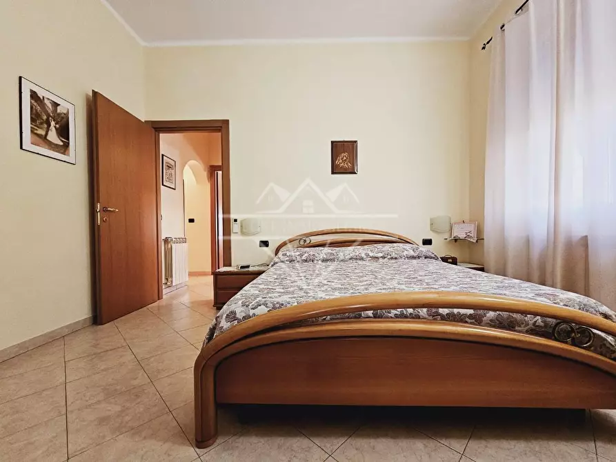 Immagine 40 di Villa in vendita  a Castelnuovo Magra