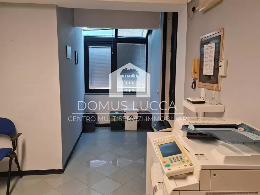 Immagine 4 di Appartamento in affitto  a Lucca