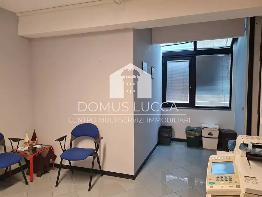 Immagine 7 di Appartamento in affitto  a Lucca