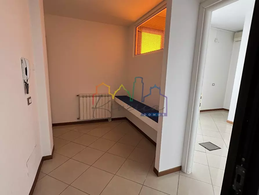 Immagine 2 di Ufficio in affitto  a Pisa