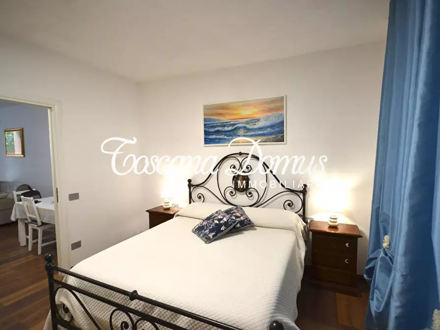 Immagine 21 di Appartamento in vendita  a Siena