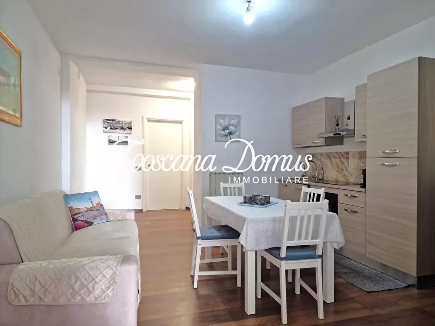 Immagine 4 di Appartamento in vendita  a Siena