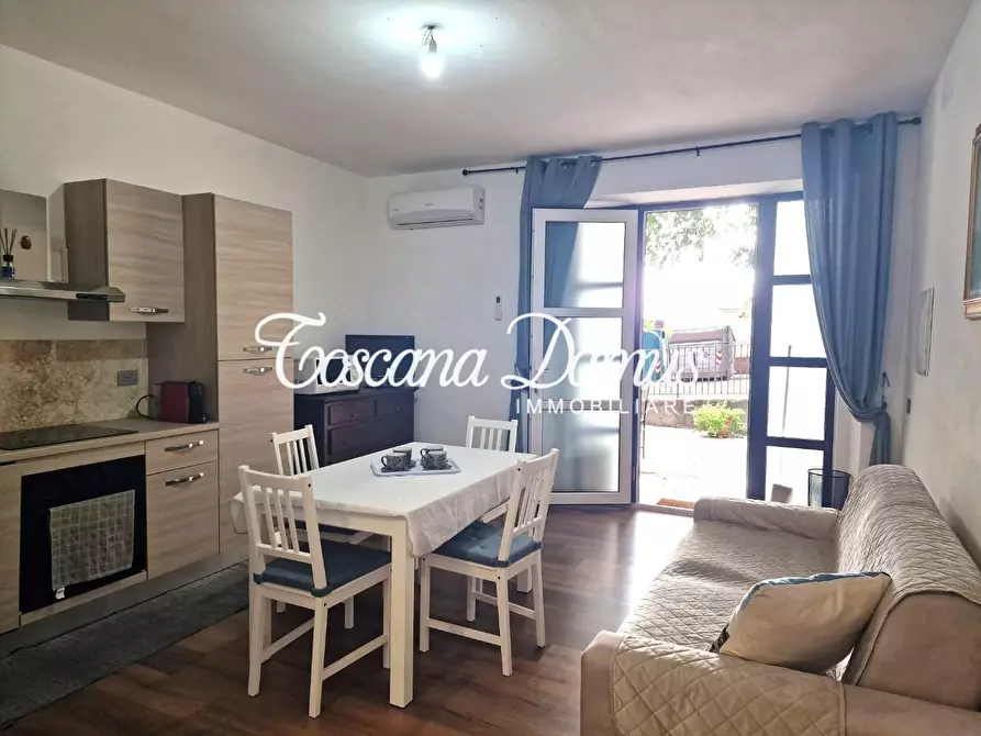 Immagine 1 di Appartamento in vendita  a Siena