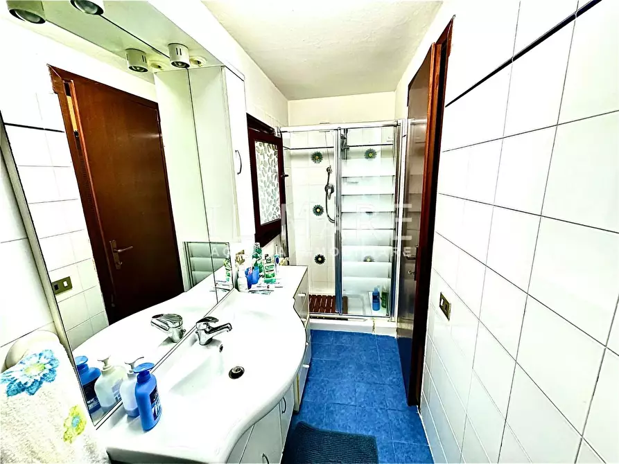 Immagine 11 di Casa indipendente in vendita  a Massa