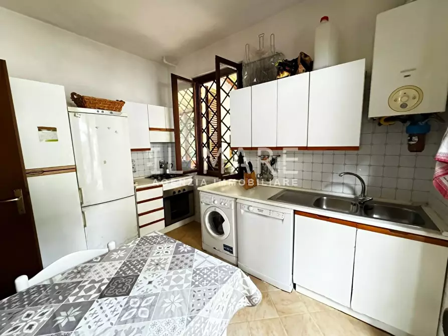 Immagine 8 di Casa indipendente in vendita  a Massa