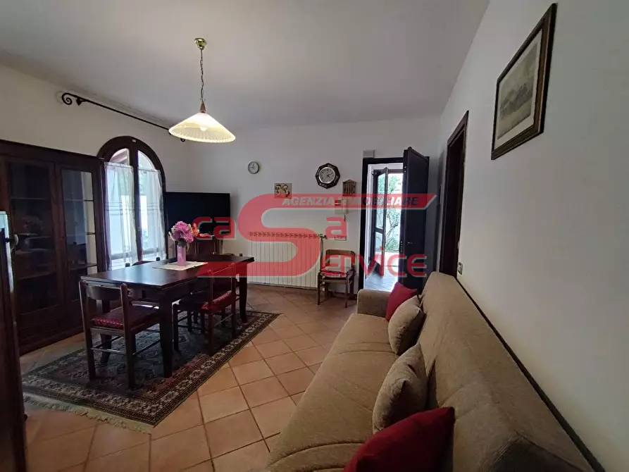 Immagine 21 di Casa trifamiliare in vendita  a Montecatini Terme