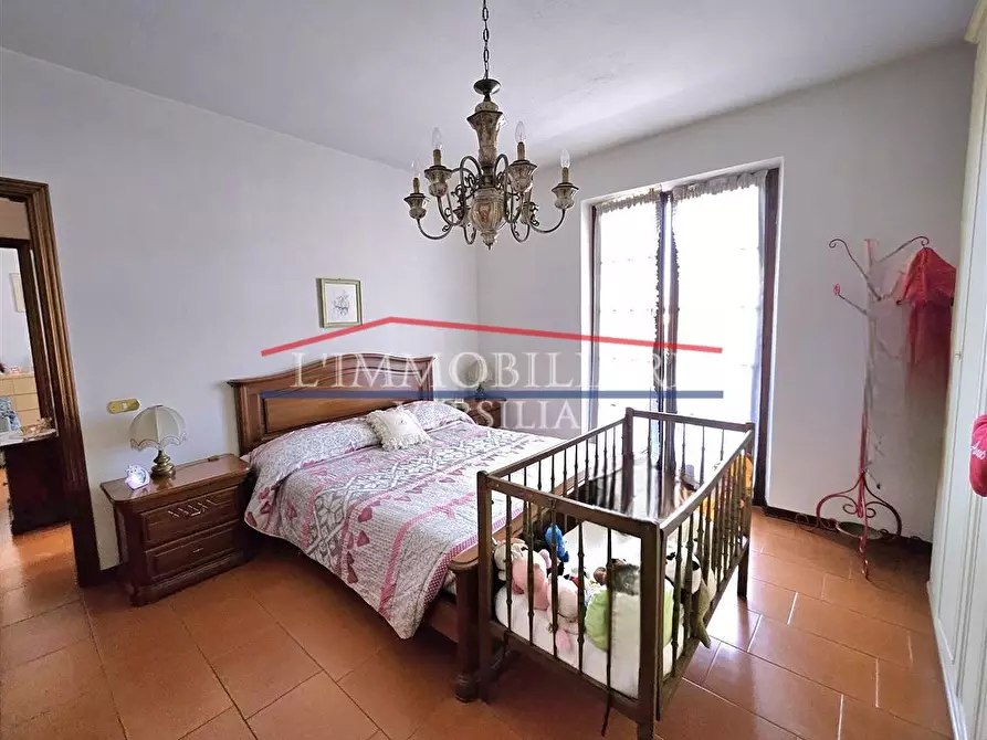 Immagine 11 di Appartamento in vendita  a Massa