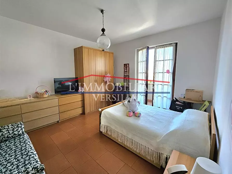 Immagine 15 di Appartamento in vendita  a Massa