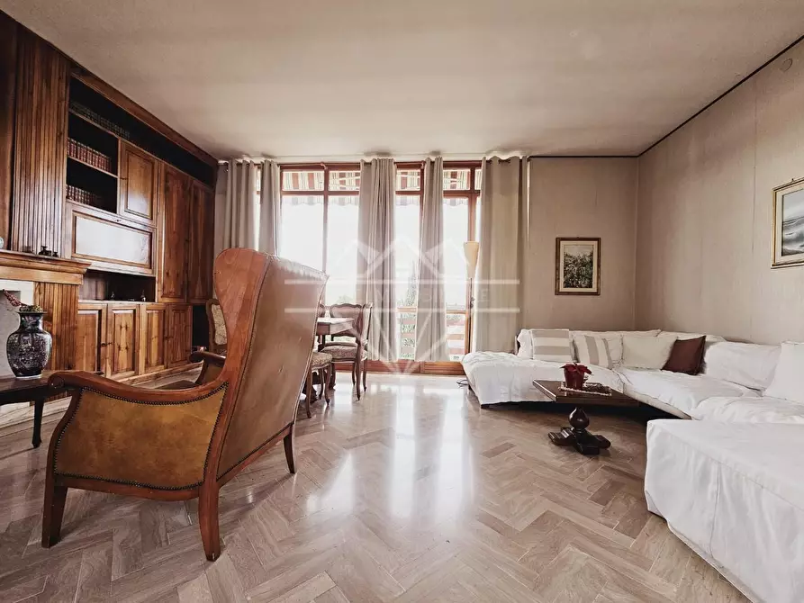 Immagine 7 di Casa indipendente in vendita  a Massa