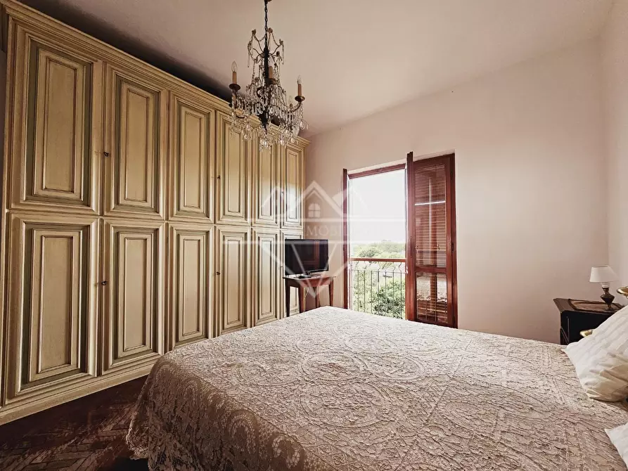 Immagine 23 di Casa indipendente in vendita  a Massa