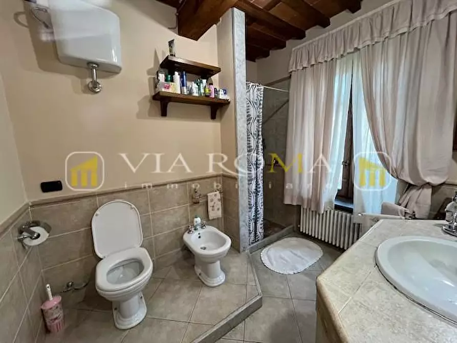 Immagine 7 di Rustico / casale in vendita  a Capannori