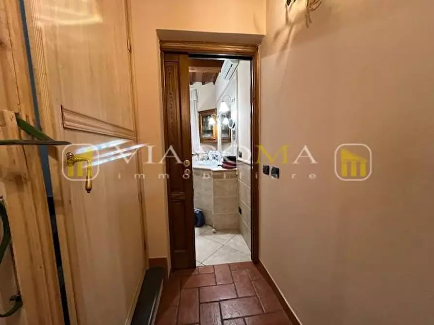 Immagine 8 di Rustico / casale in vendita  a Capannori