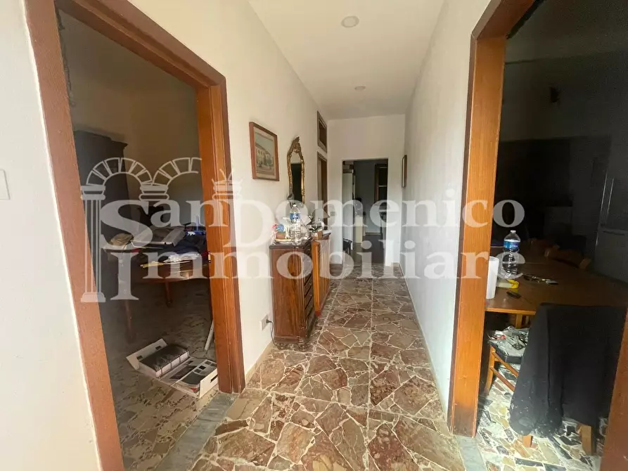 Immagine 1 di Villa in vendita  a Cascina