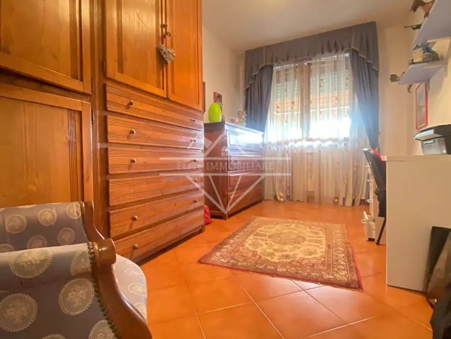 Immagine 8 di Appartamento in vendita  a Carrara