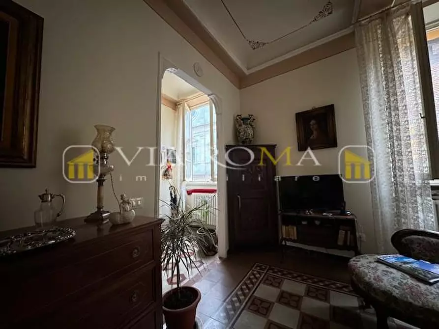 Immagine 27 di Appartamento in vendita  a Lucca