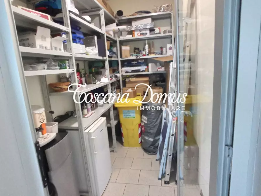 Immagine 4 di Ufficio in affitto  a Siena