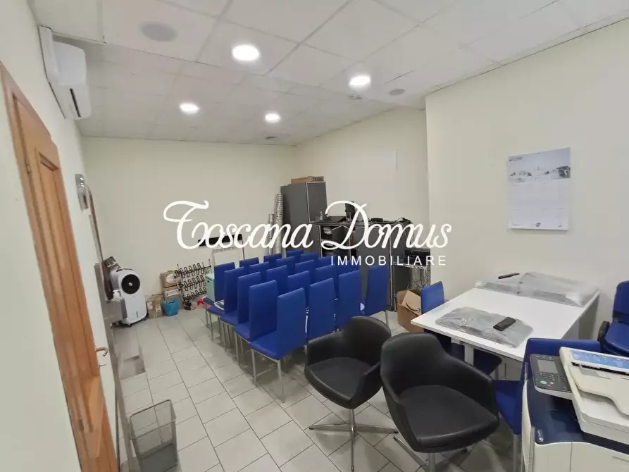 Immagine 14 di Ufficio in affitto  a Siena