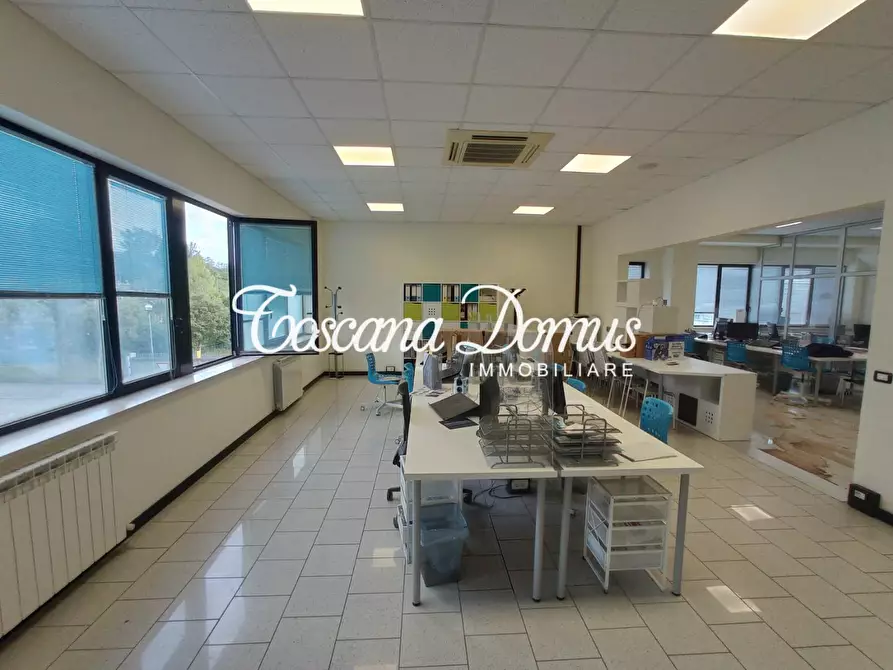 Immagine 11 di Ufficio in affitto  a Siena