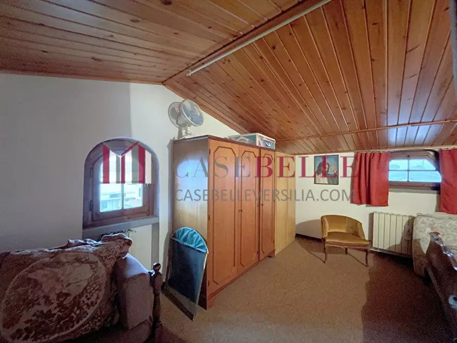 Immagine 34 di Casa indipendente in vendita  a Viareggio