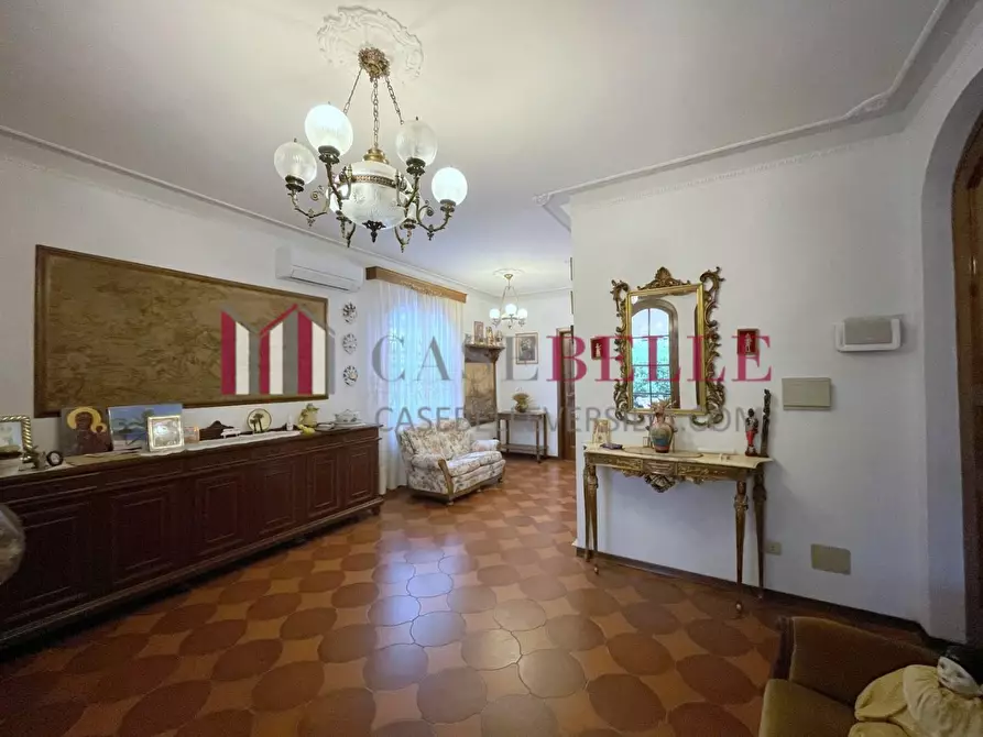 Immagine 3 di Casa indipendente in vendita  a Viareggio