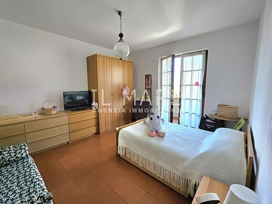 Immagine 15 di Appartamento in vendita  a Massa