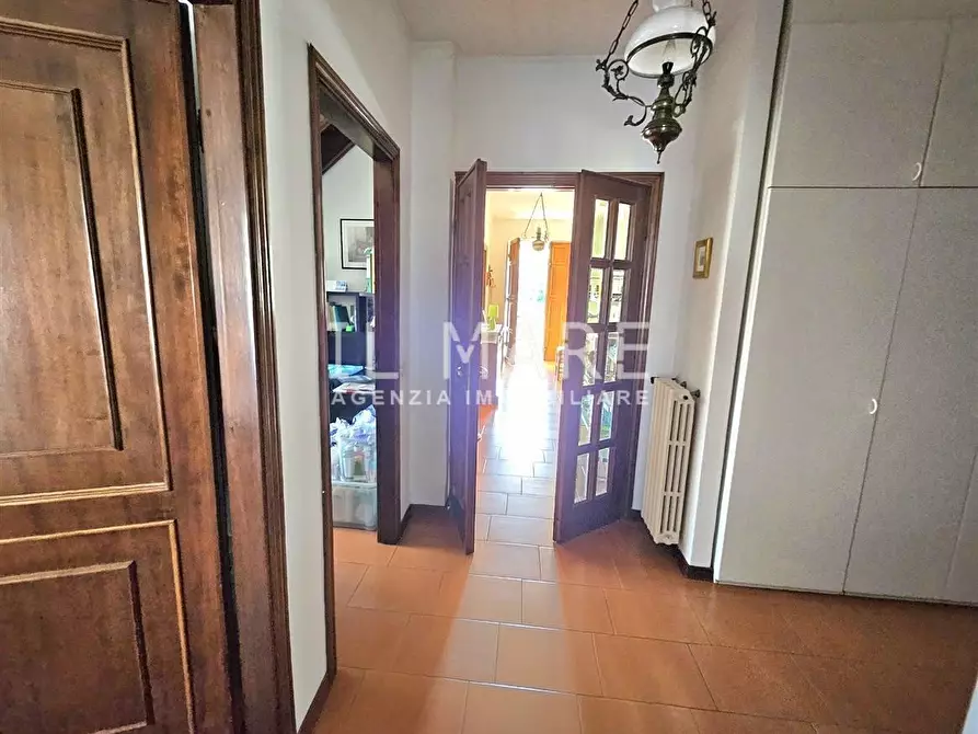 Immagine 16 di Appartamento in vendita  a Massa