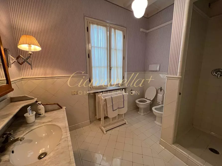 Immagine 27 di Villa in affitto  a Forte Dei Marmi