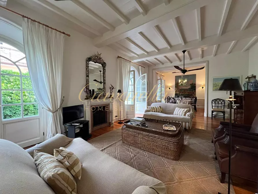 Immagine 10 di Villa in affitto  a Forte Dei Marmi