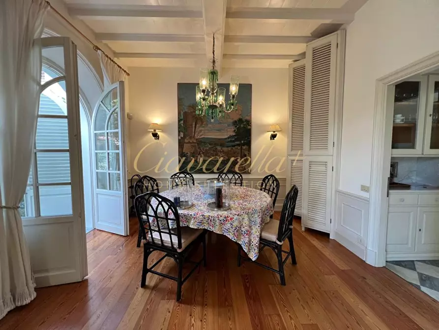 Immagine 14 di Villa in affitto  a Forte Dei Marmi