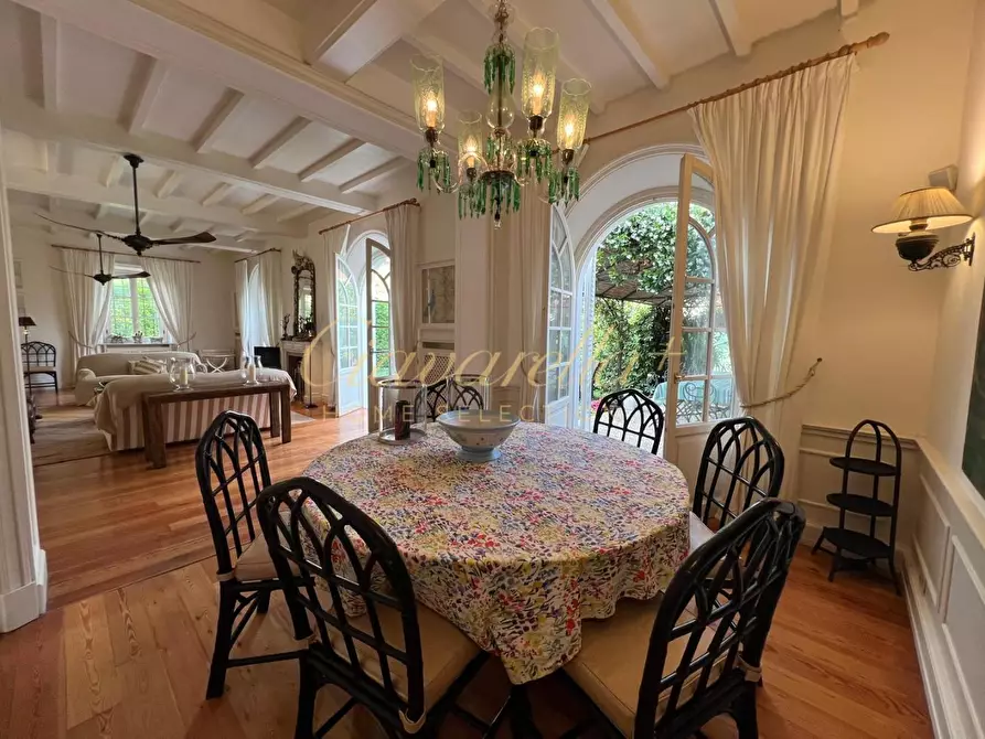 Immagine 19 di Villa in affitto  a Forte Dei Marmi