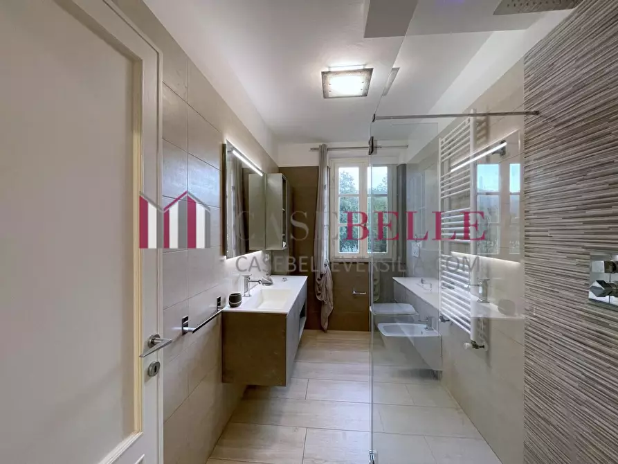 Immagine 47 di Casa indipendente in vendita  a Camaiore