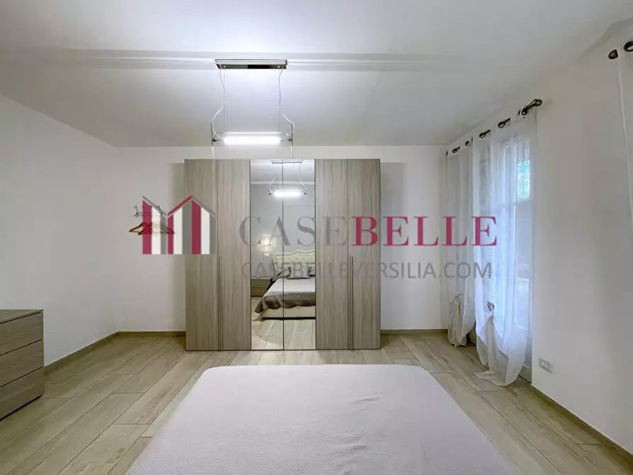 Immagine 39 di Casa indipendente in vendita  a Camaiore