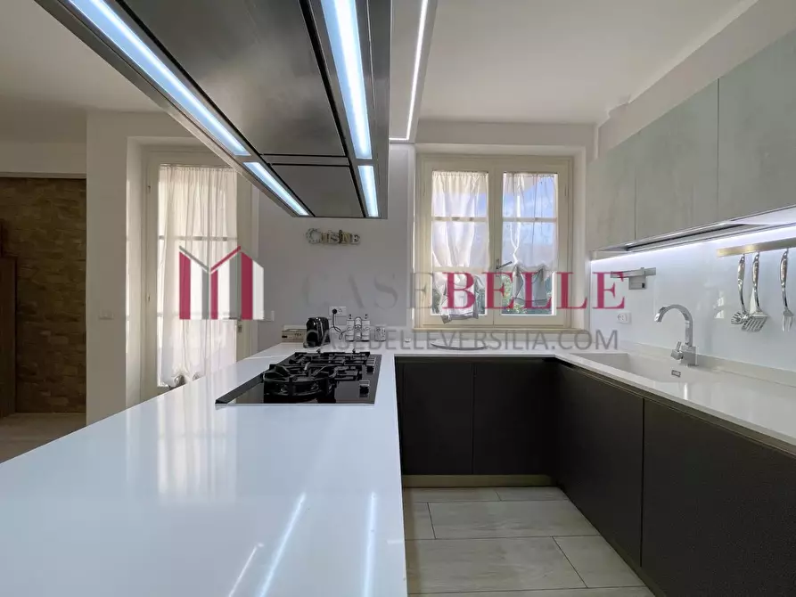 Immagine 18 di Casa indipendente in vendita  a Camaiore