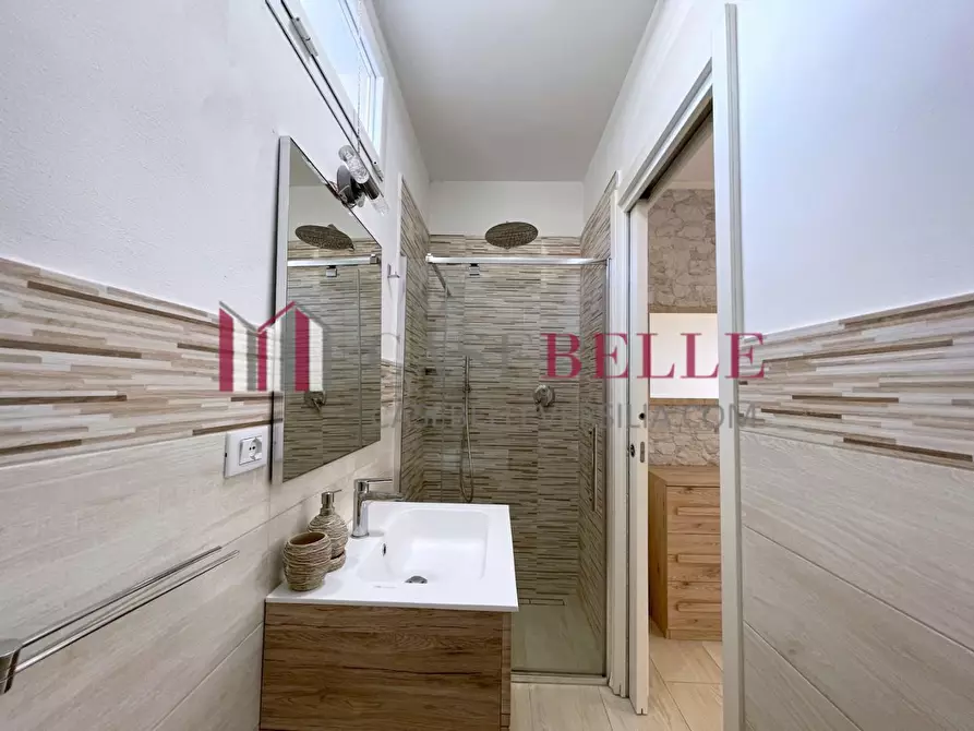 Immagine 33 di Casa indipendente in vendita  a Camaiore