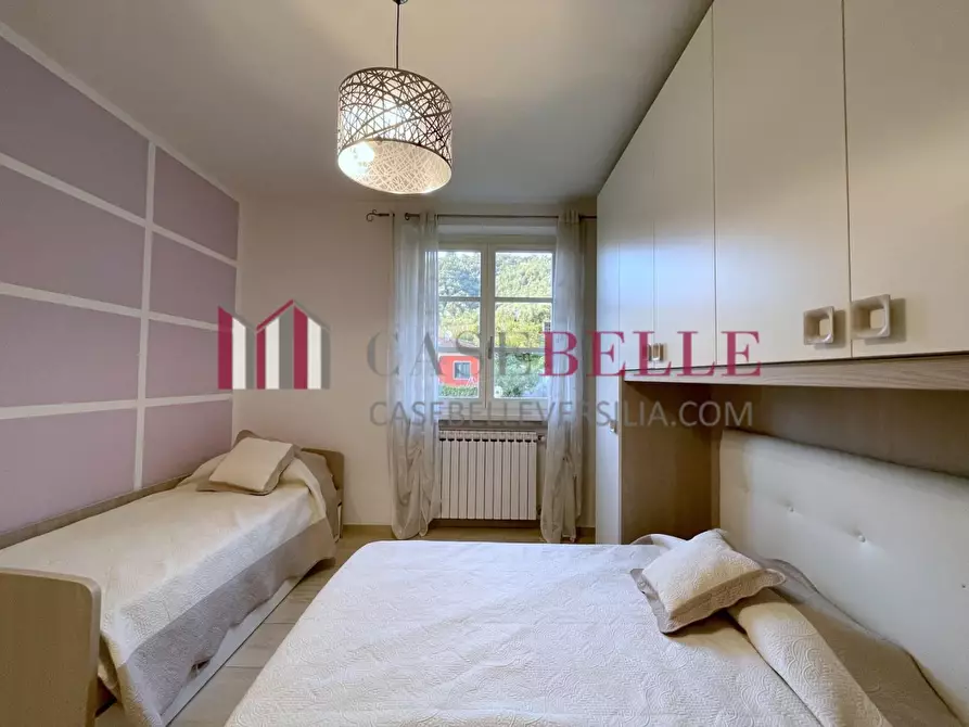 Immagine 42 di Casa indipendente in vendita  a Camaiore