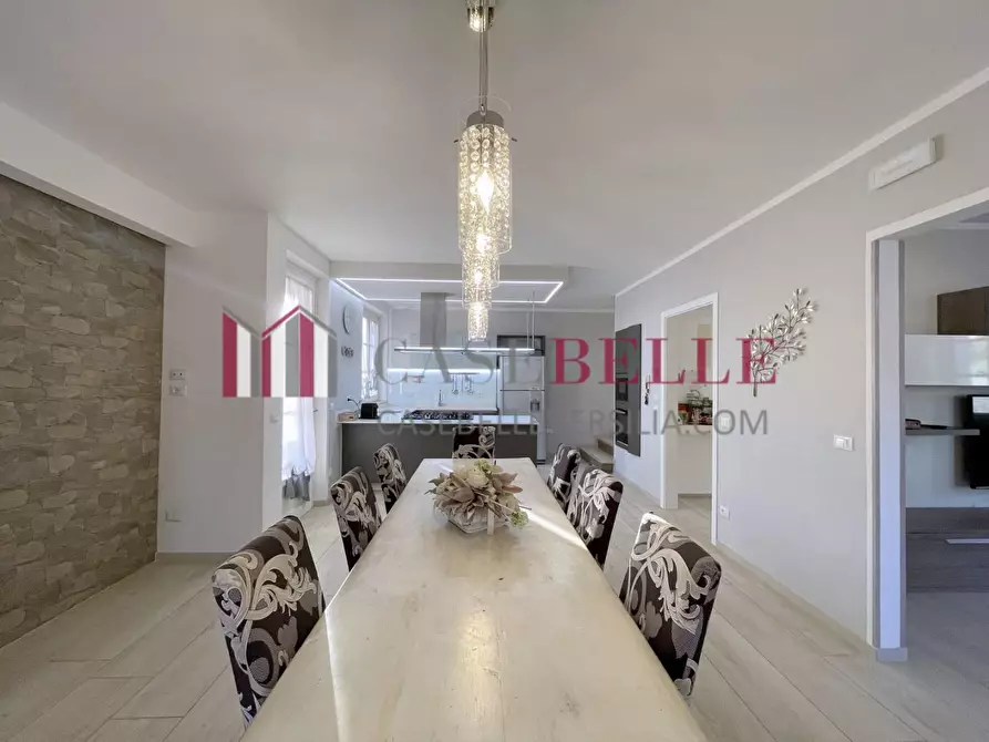 Immagine 8 di Casa indipendente in vendita  a Camaiore