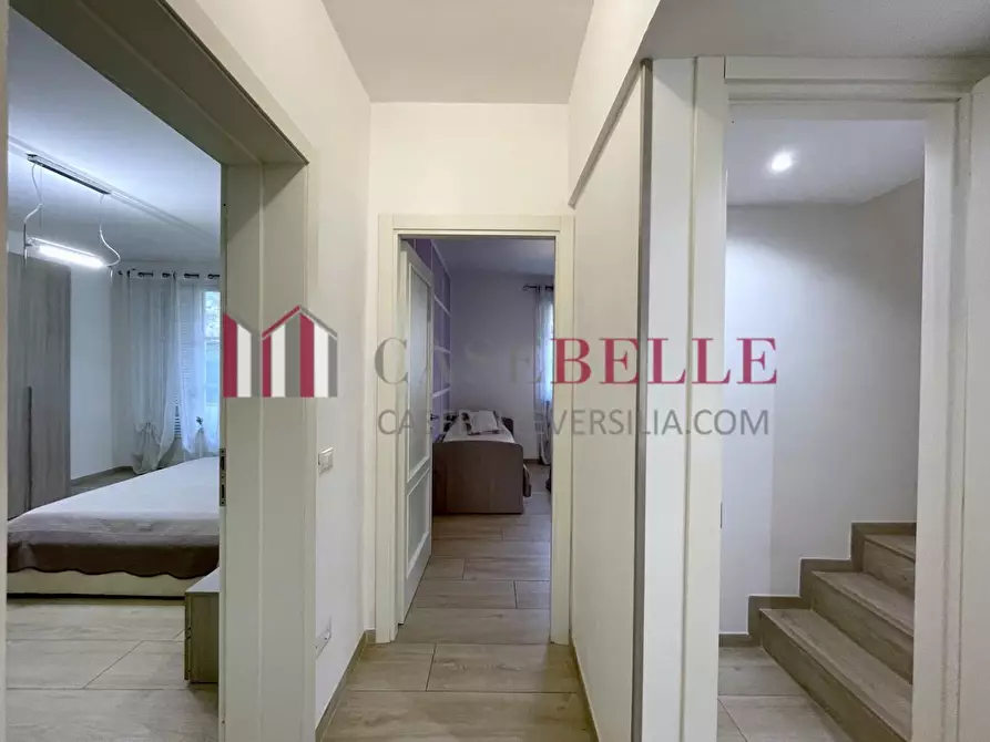 Immagine 34 di Casa indipendente in vendita  a Camaiore