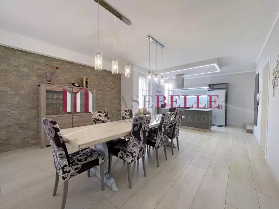 Immagine 10 di Casa indipendente in vendita  a Camaiore