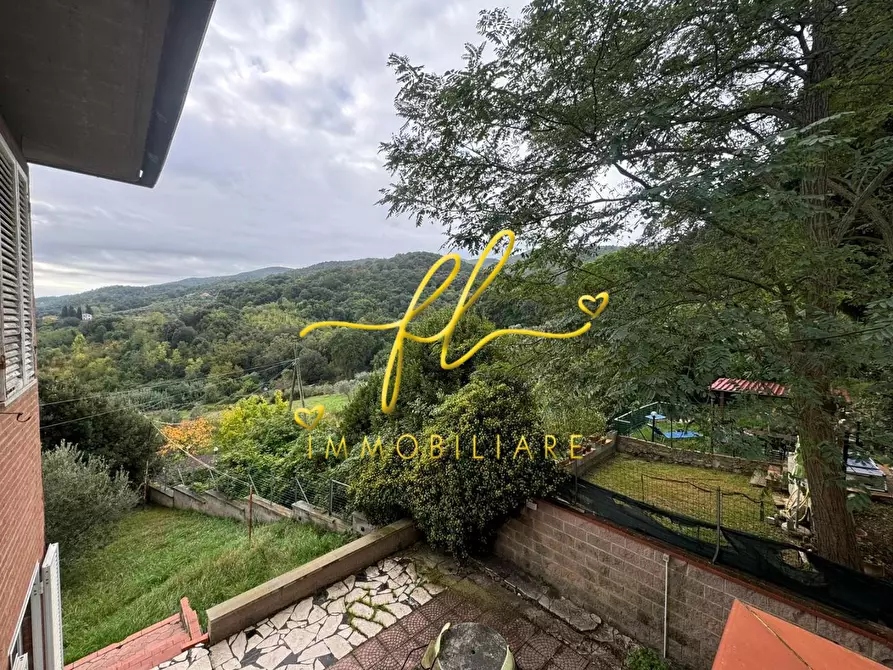 Immagine 36 di Villa in vendita  a Collesalvetti