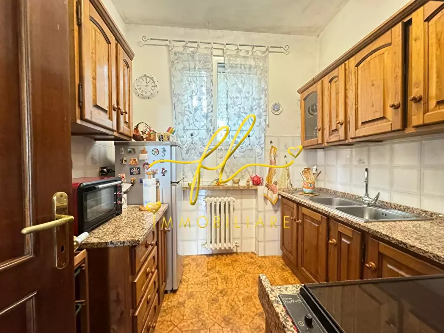 Immagine 13 di Villa in vendita  a Collesalvetti